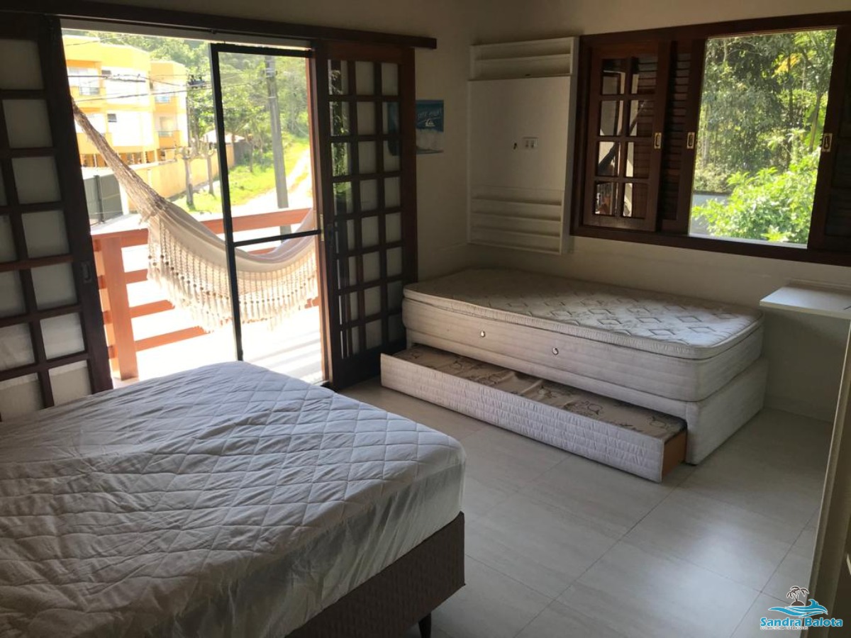 Sobrado com fino acabamento/Perequê Açu/Ubatuba