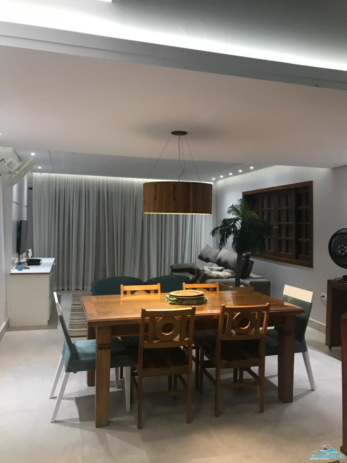 Sobrado com fino acabamento/Perequê Açu/Ubatuba