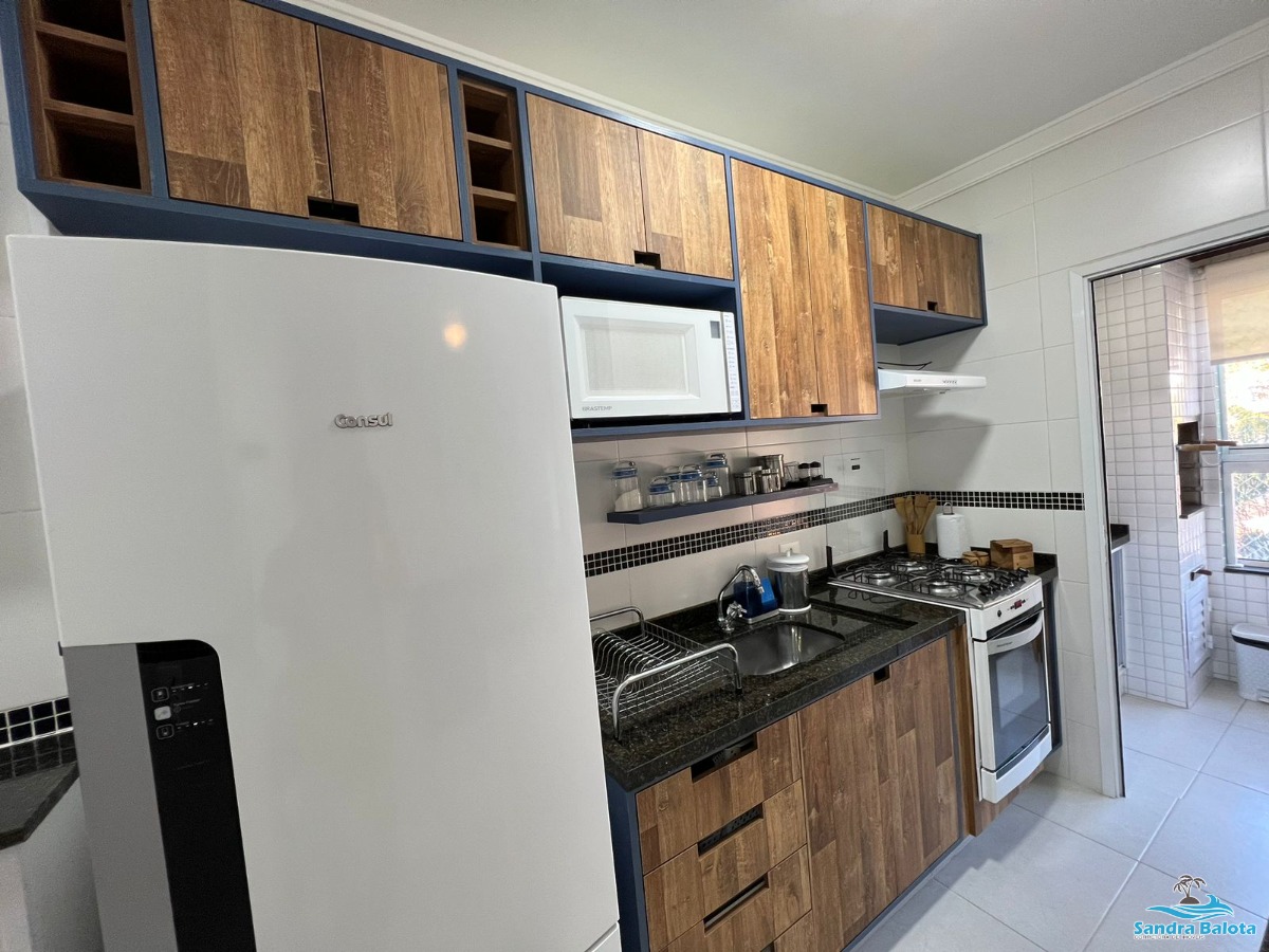 Apartamento de 2 dormitórios nas Toninhas