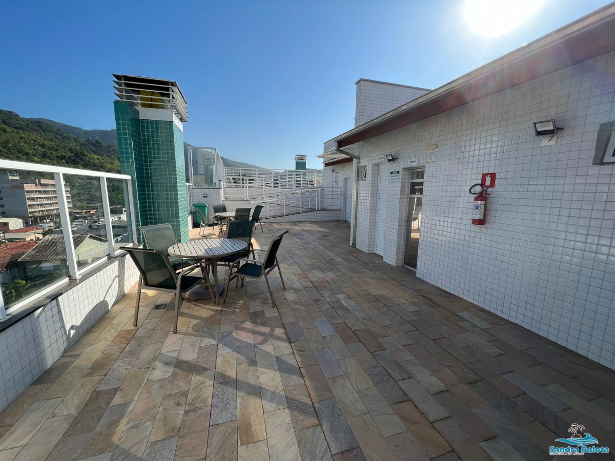 Apartamento de 2 dormitórios nas Toninhas