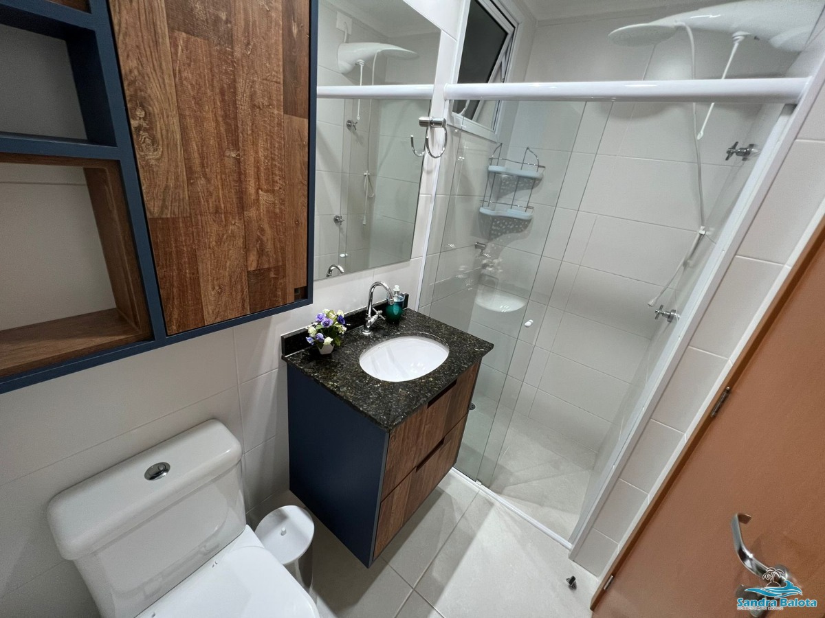 Apartamento de 2 dormitórios nas Toninhas