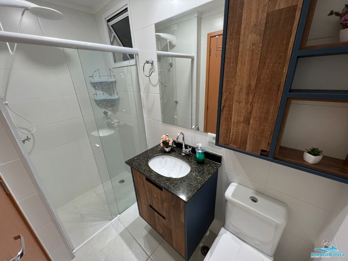 Apartamento de 2 dormitórios nas Toninhas