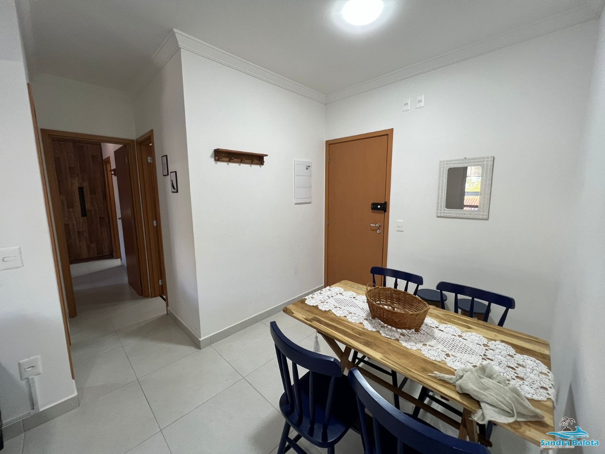 Apartamento de 2 dormitórios nas Toninhas