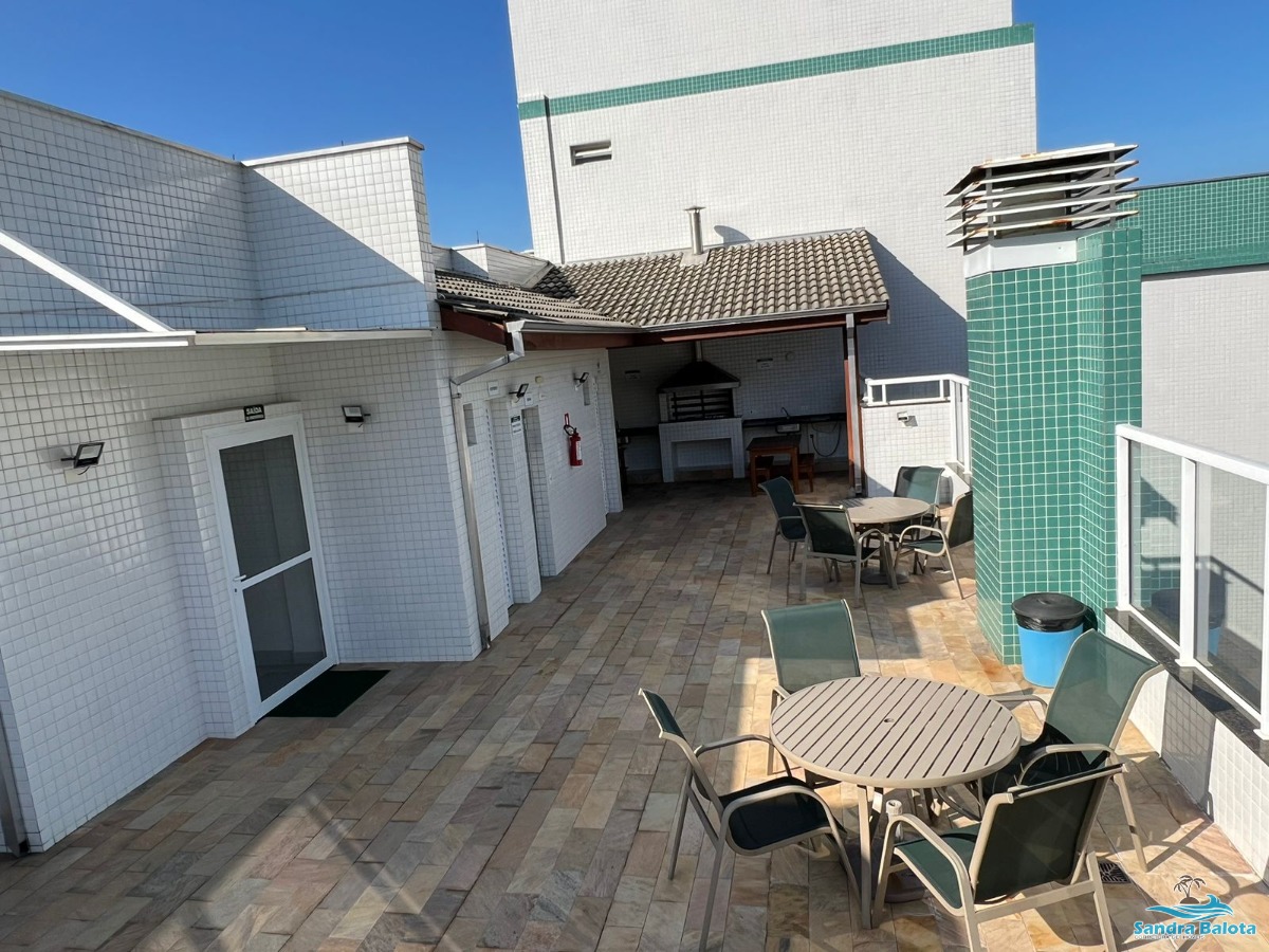 Apartamento de 2 dormitórios nas Toninhas