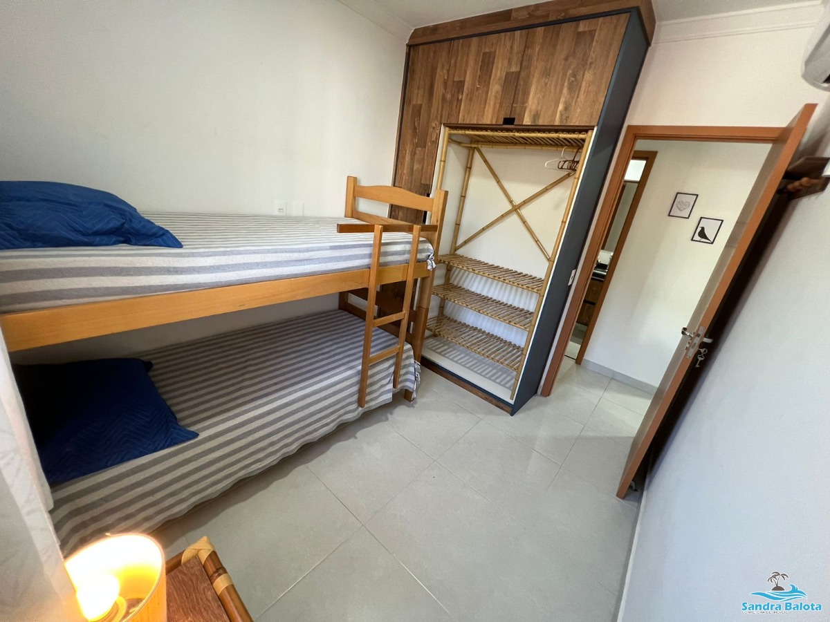 Apartamento de 2 dormitórios nas Toninhas