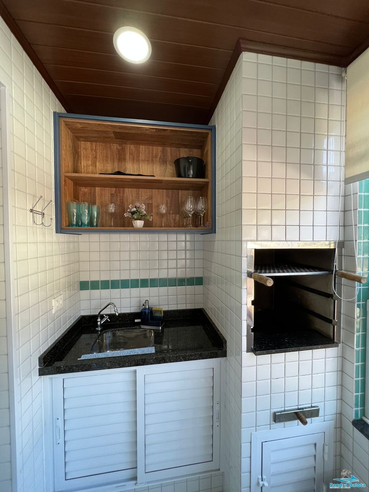 Apartamento de 2 dormitórios nas Toninhas