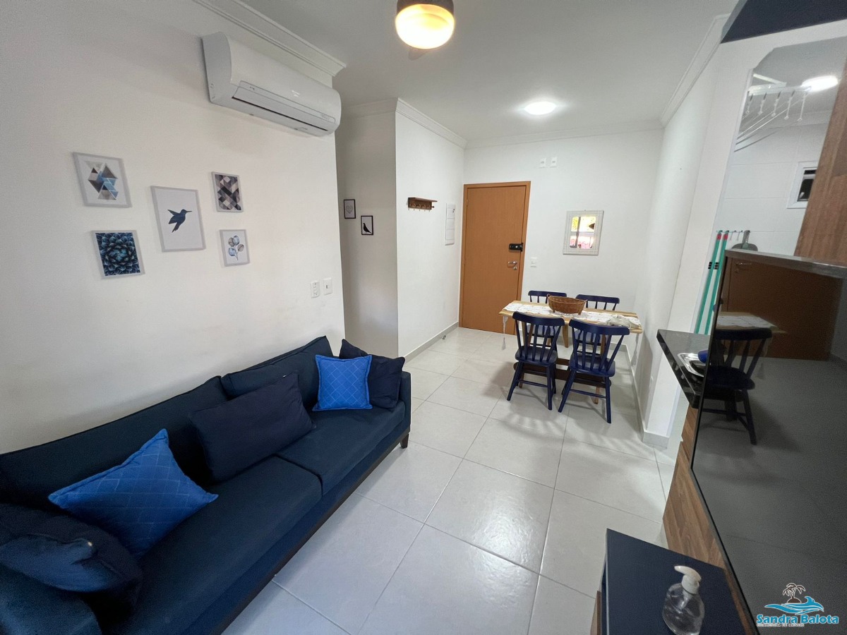 Apartamento de 2 dormitórios nas Toninhas