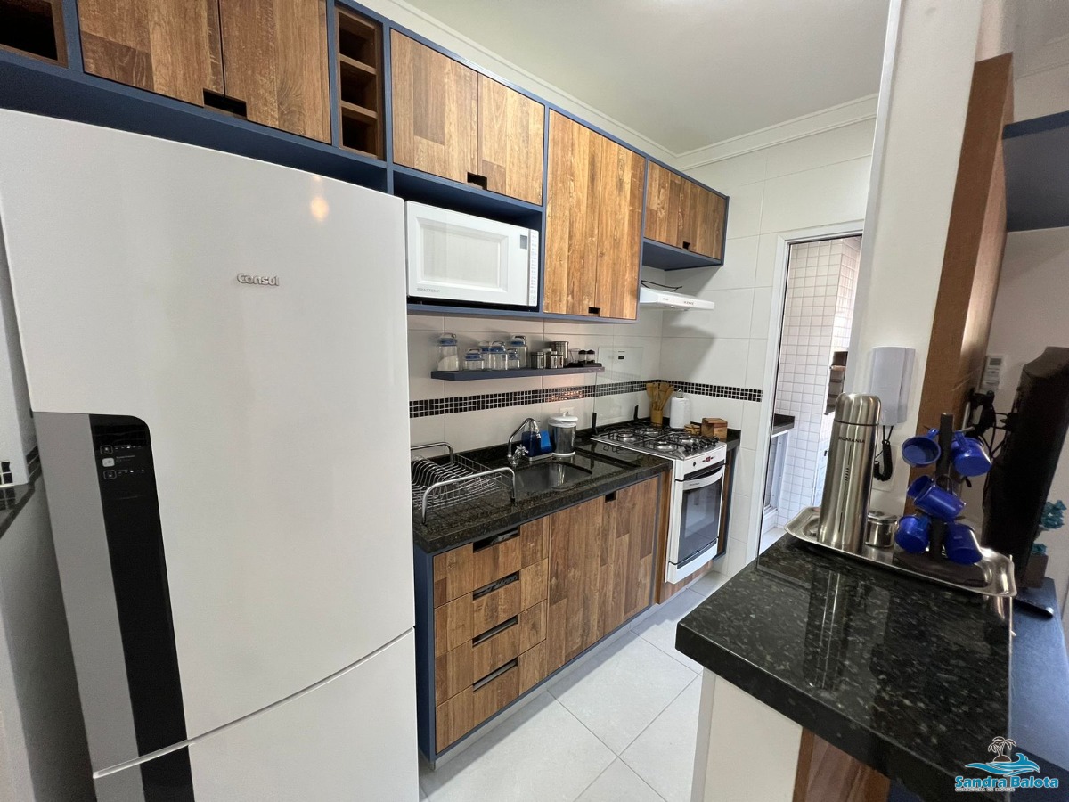 Apartamento de 2 dormitórios nas Toninhas