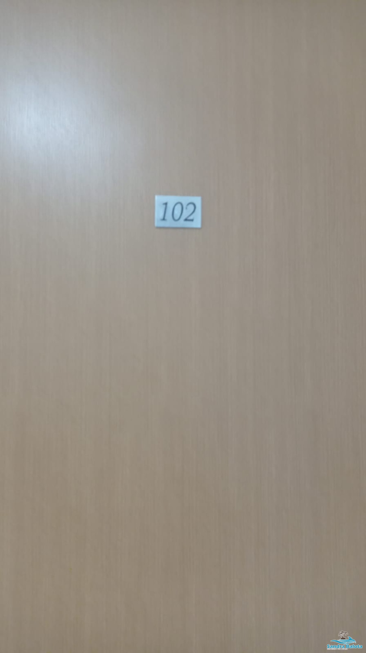 Apartamento de 2 dormitórios sendo 1 suíte/ Toninhas-Ubatuba