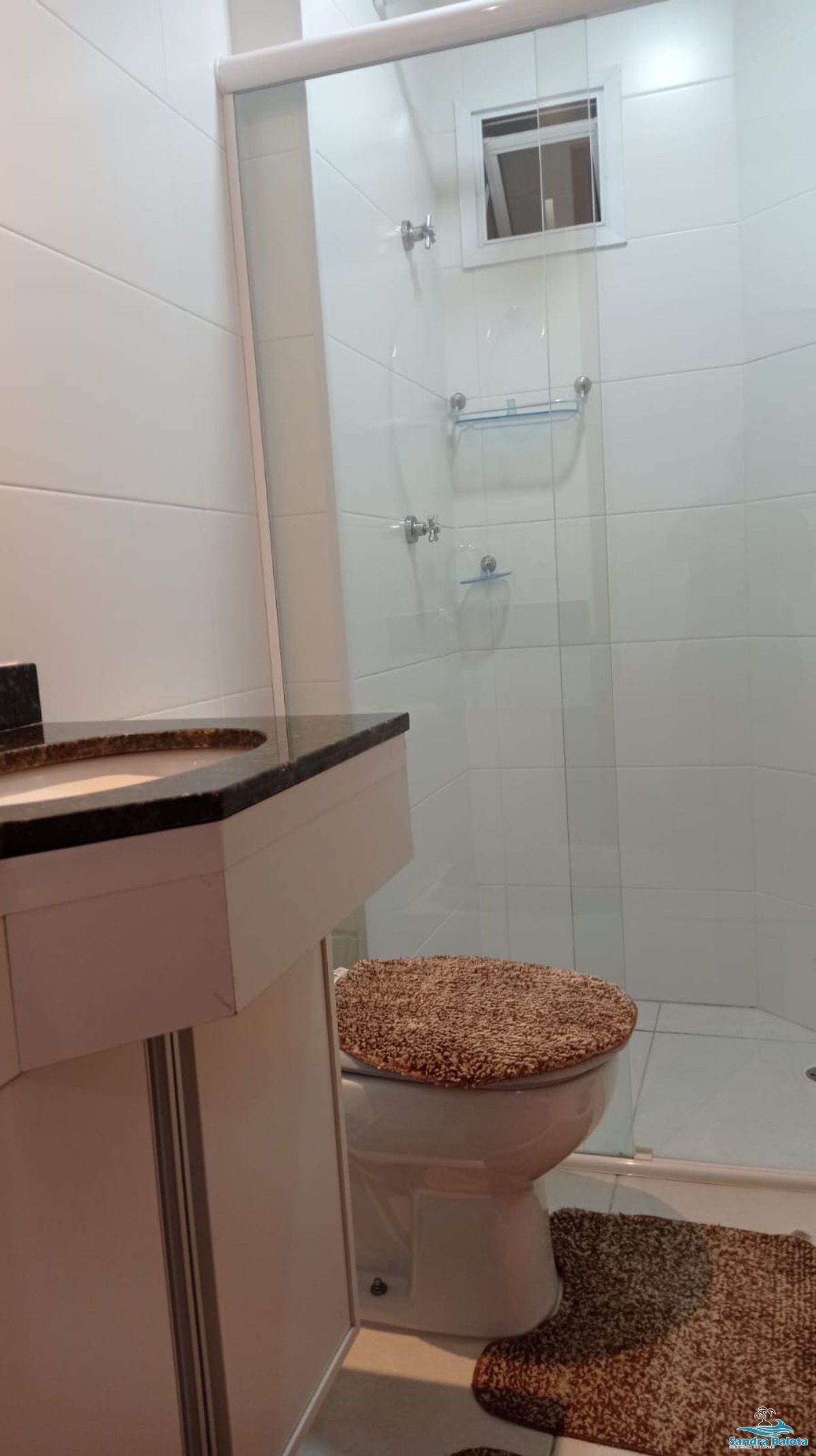 Apartamento de 2 dormitórios sendo 1 suíte/ Toninhas-Ubatuba