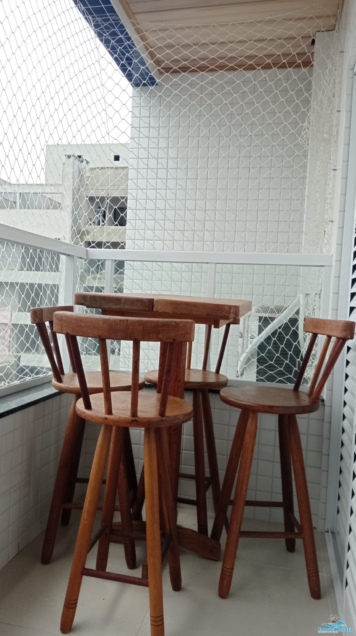 Apartamento de 1 dormitório com varanda gourmet/Toninhas
