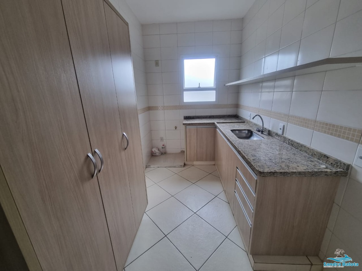 Apartamento de 2 dormitórios sendo 1 suíte/Umuarama-Ubatuba