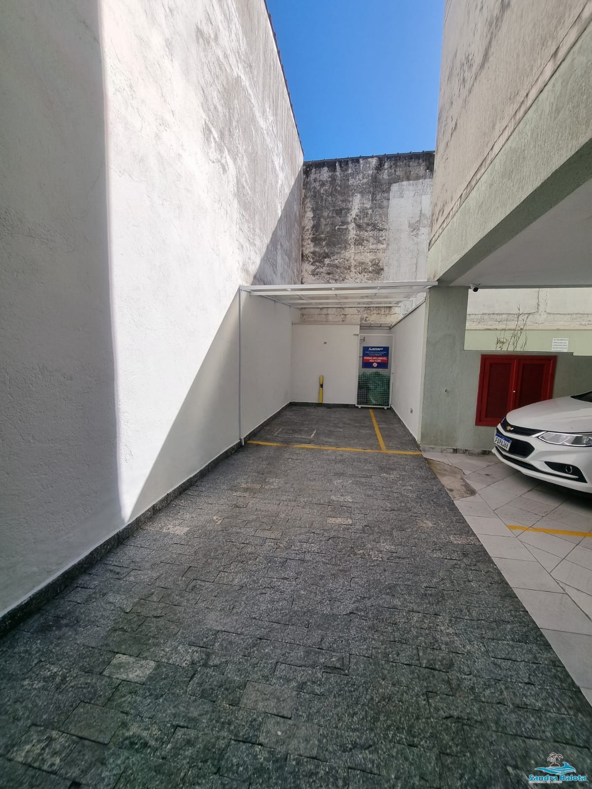 Apartamento de 2 dormitórios sendo 1 suíte/Umuarama-Ubatuba