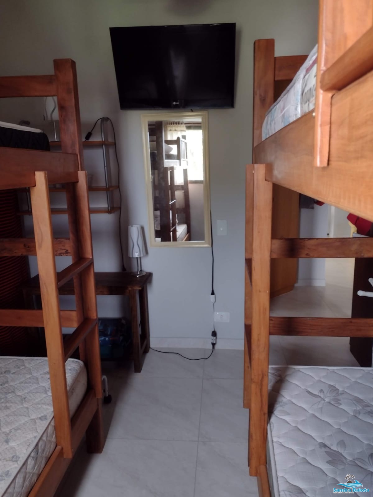 Apartamento de 2 dormitórios no Itaguá