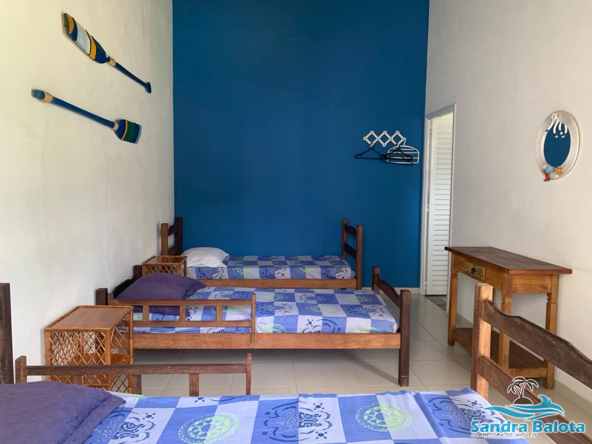 Bela casa a 250 metros da praia