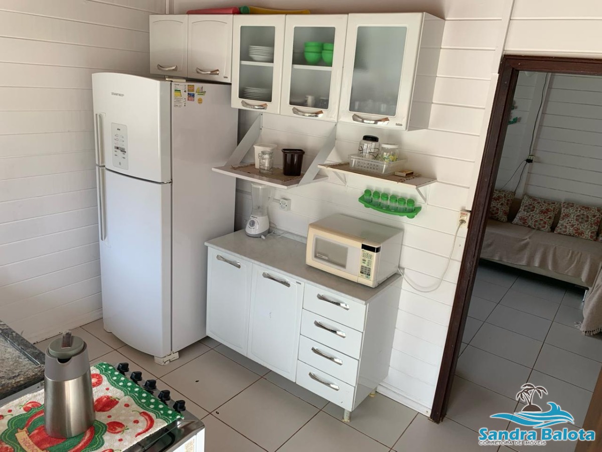 Bela casa a 250 metros da praia