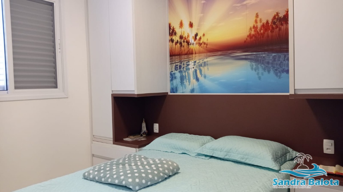 Apartamento à 300 metros da Praia das Toninhas/2 dormitórios