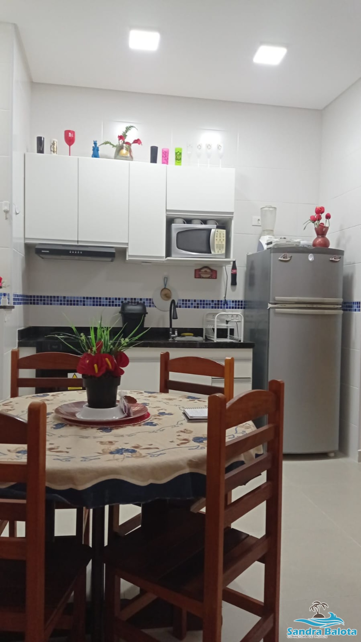 Apartamento de 1 dormitório a 300 metros da praia das Toninhas