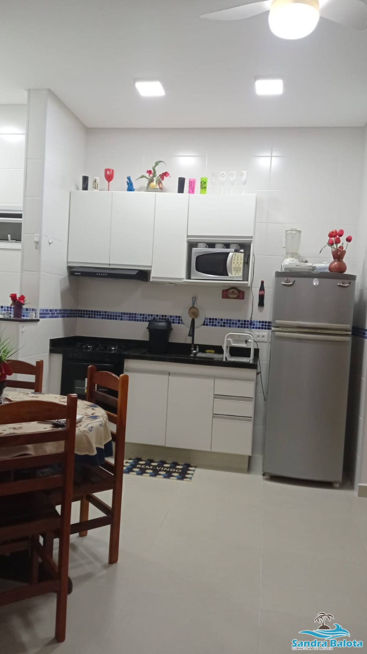 Apartamento de 1 dormitório a 300 metros da praia das Toninhas