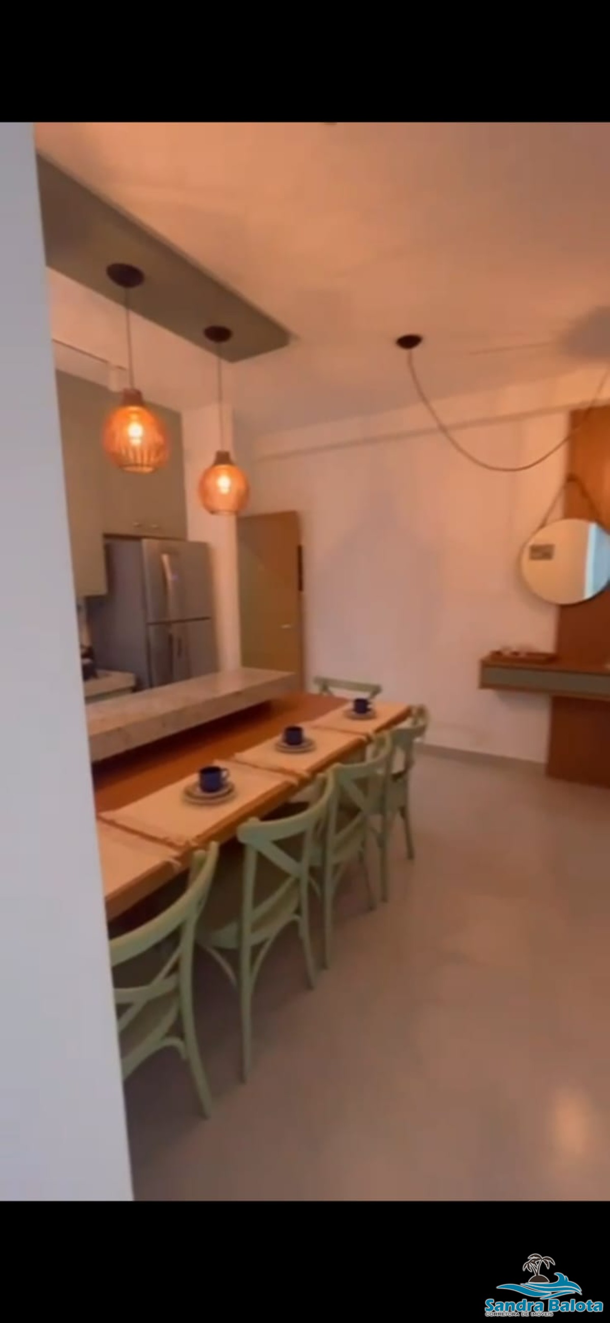 Apartamento novo de 2 dormitórios à 400 metros da praia