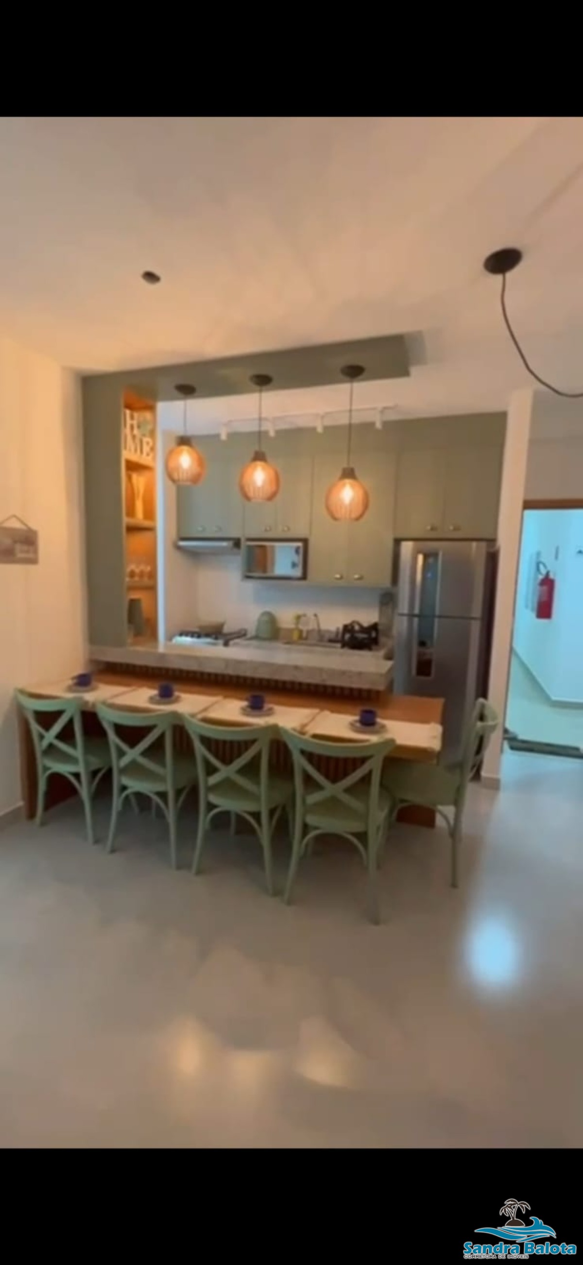 Apartamento Novo de 2 Dormitórios à 400 Metros da Praia