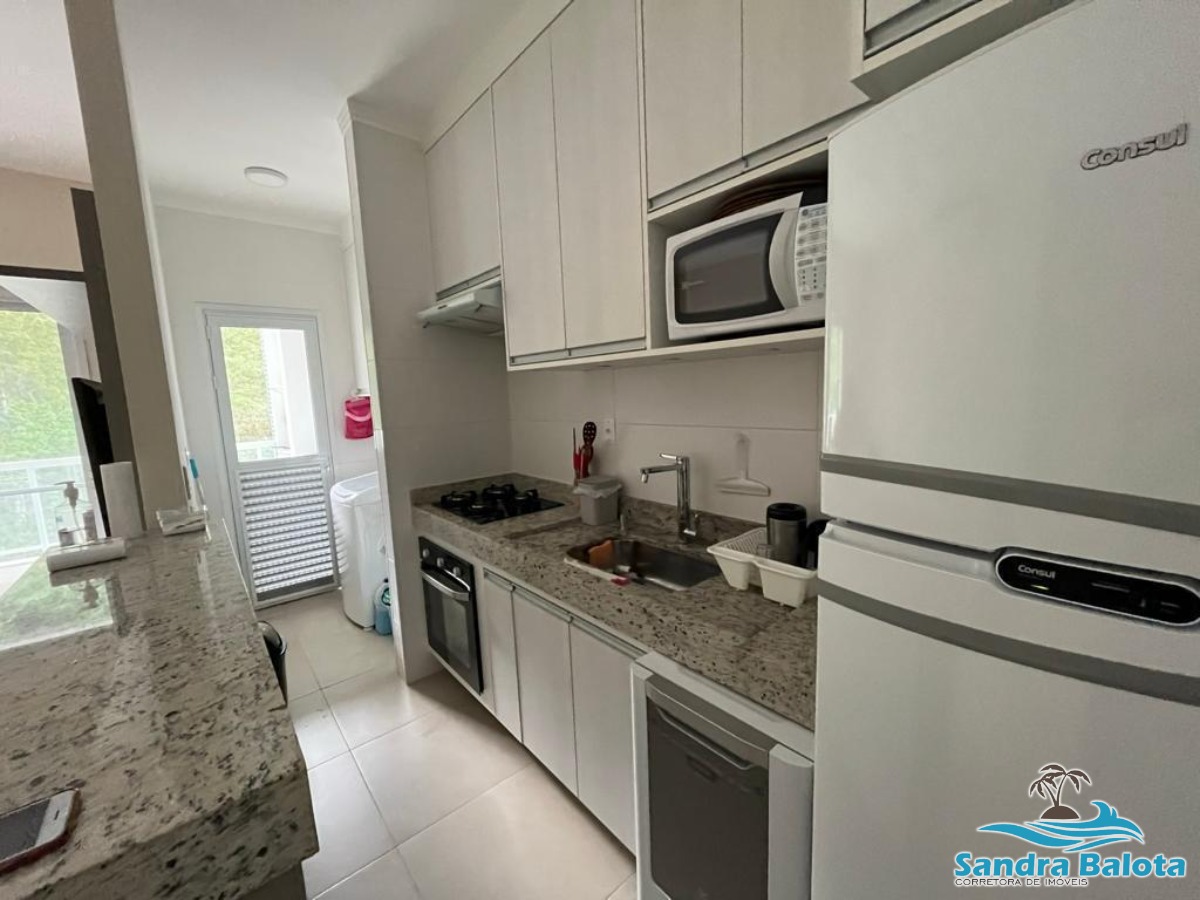 Apartamento a 400 metros da Praia Grande/2 dormitórios (1 suíte)