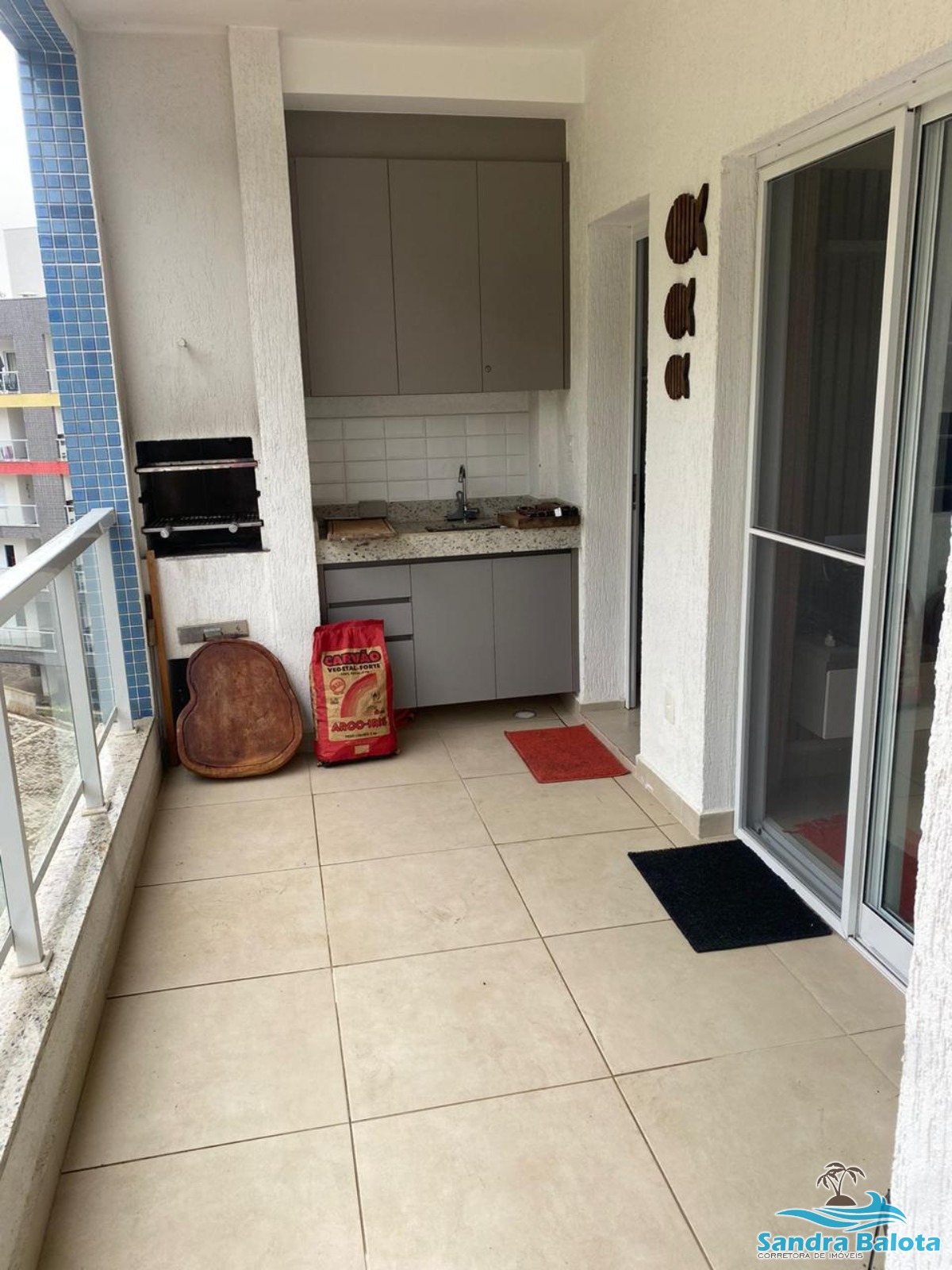 Apartamento a 400 metros da Praia Grande/2 dormitórios (1 suíte)