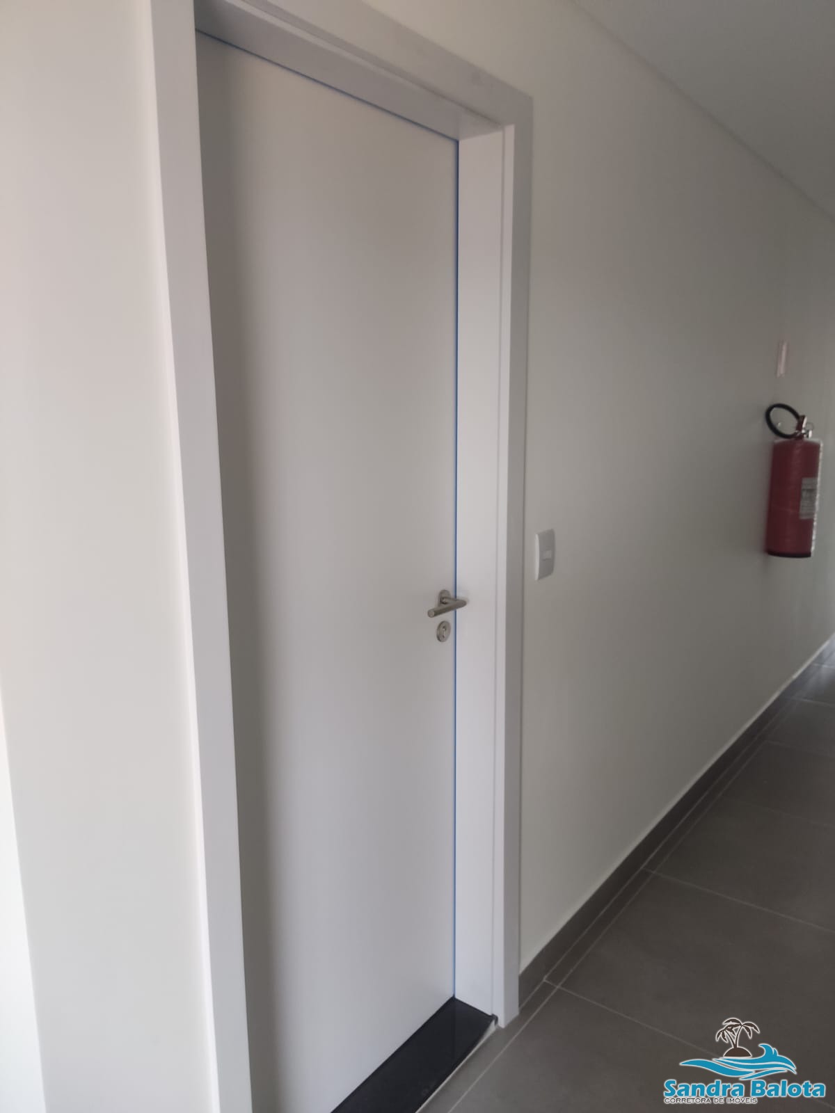 Apartamento nas Toninhas recém entregue com 2 dormitórios