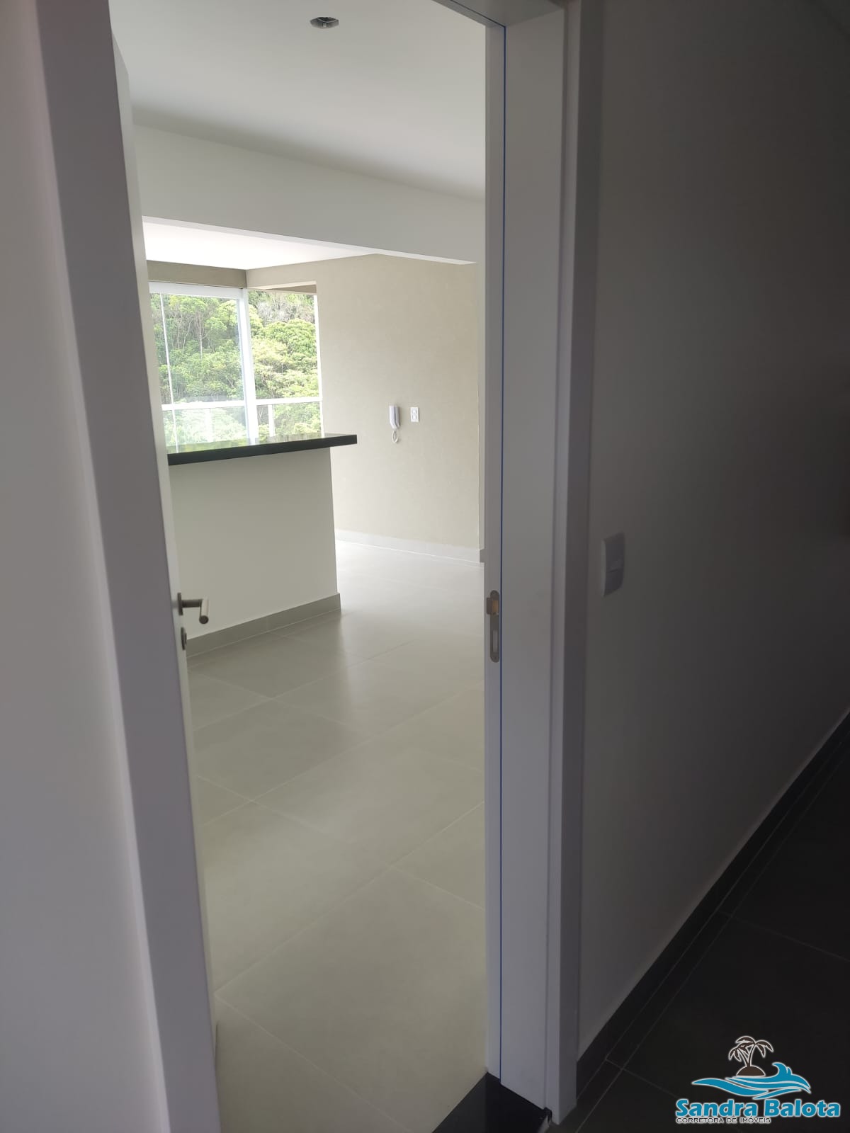 Apartamento nas Toninhas recém entregue com 2 dormitórios