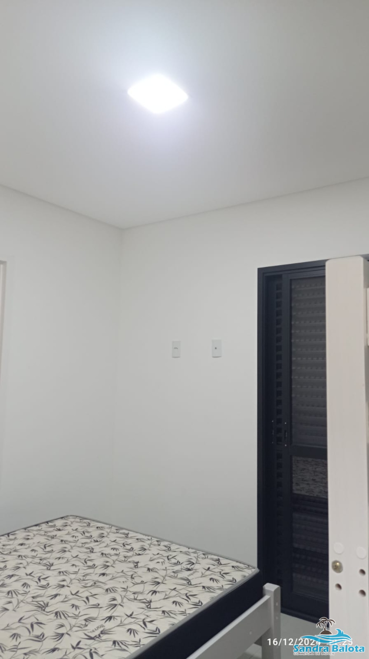 Apartamento novo 2 dormitórios e 2 vagas de garagem/Tenório