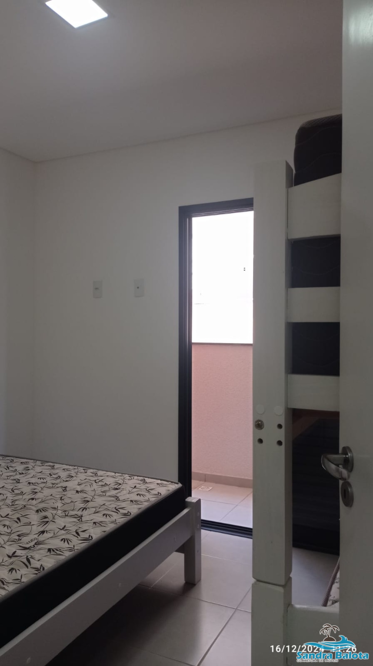 Apartamento novo 2 dormitórios e 2 vagas de garagem/Tenório