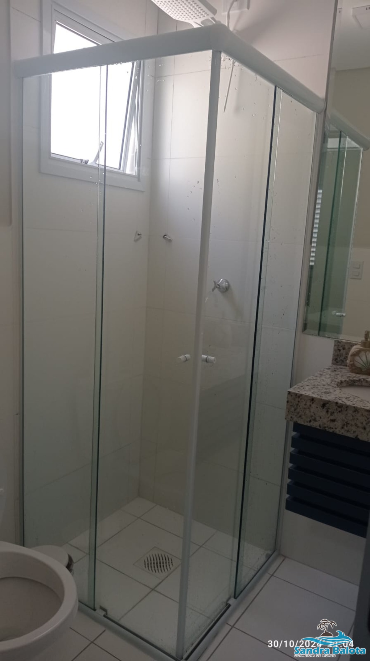 Apartamento de 2 dormitórios sendo 1 suíte a 400 metros da praia/Praia Grande-Ubatuba