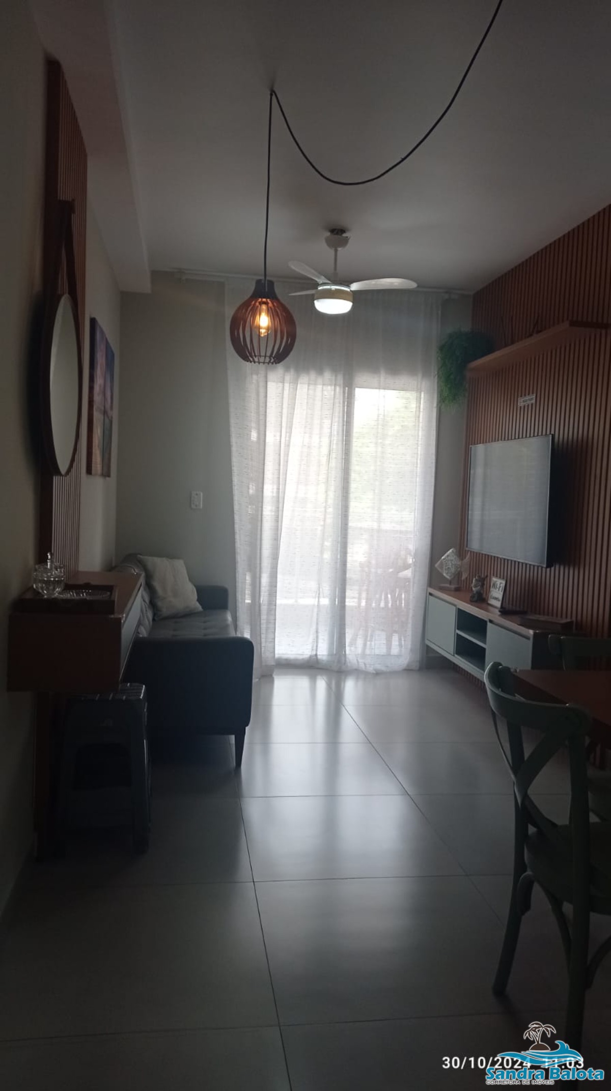 Apartamento de 2 dormitórios sendo 1 suíte a 400 metros da praia/Praia Grande-Ubatuba