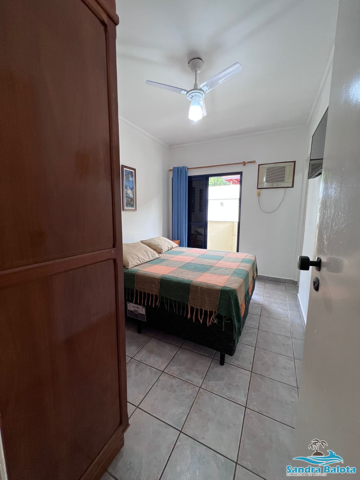 Cobertura à 100 metros da Praia Grande