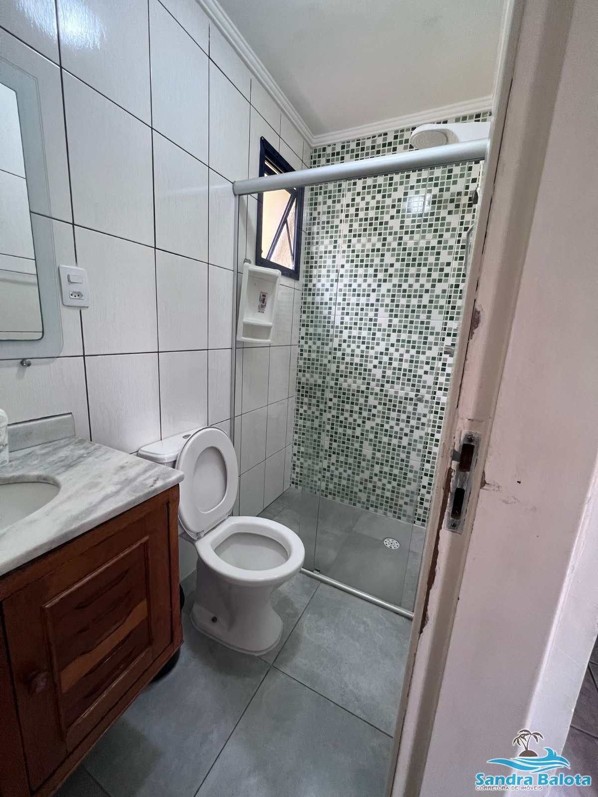 Cobertura à 100 metros da Praia Grande