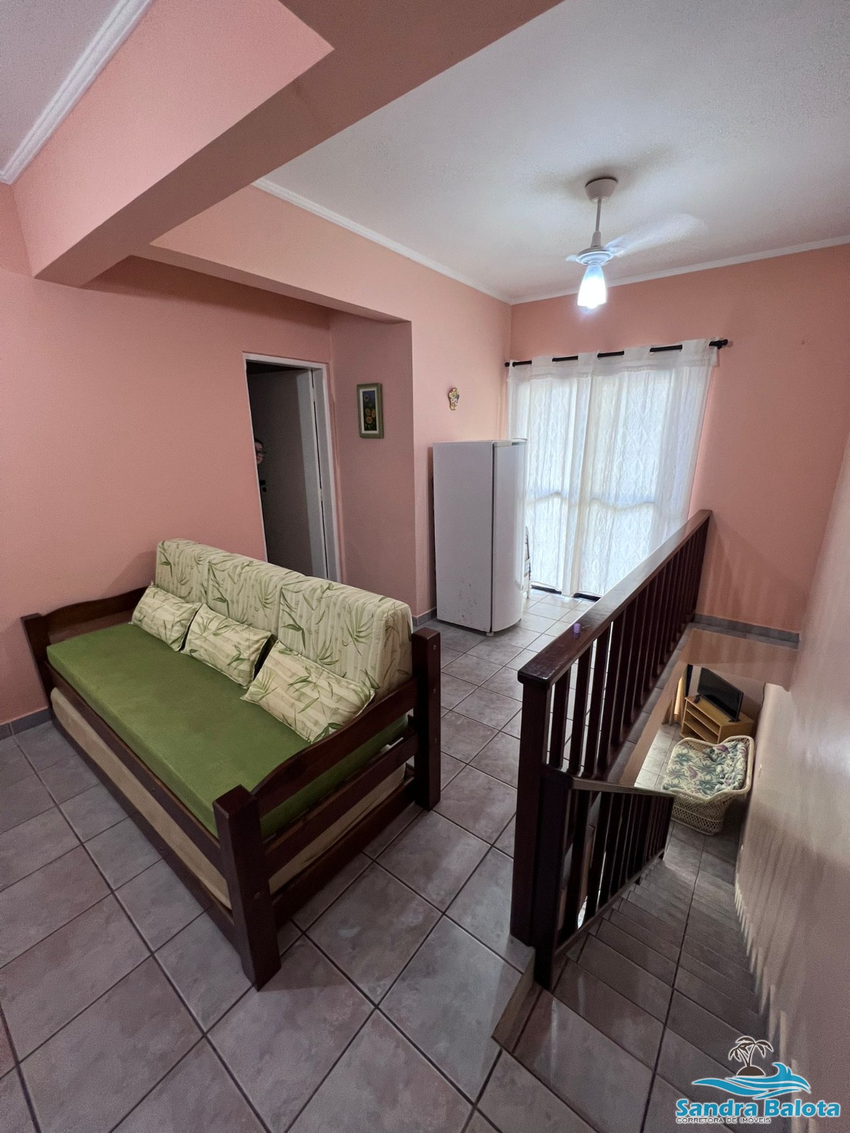 Apartamento com 3 dormitórios a 100 metros da Praia Grande