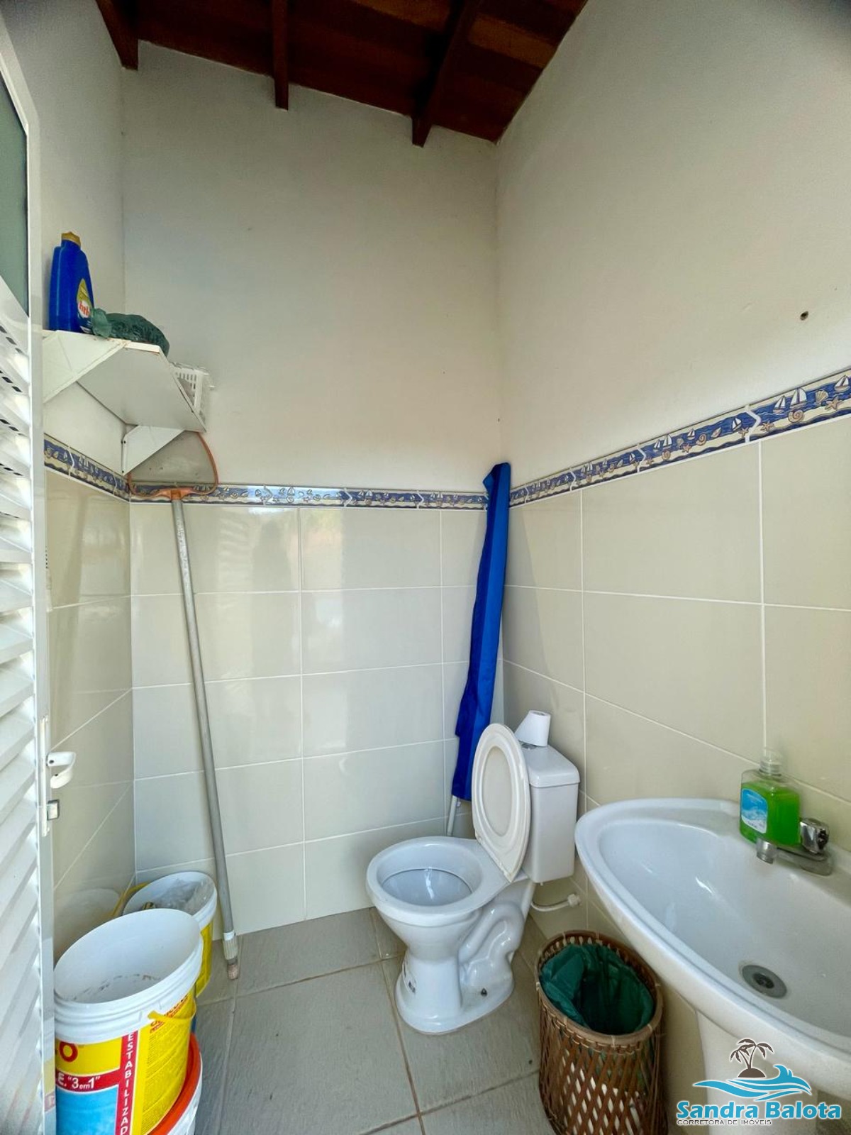Casa com 4 dormitórios sendo 4 suítes/ Toninhas -Ubatuba