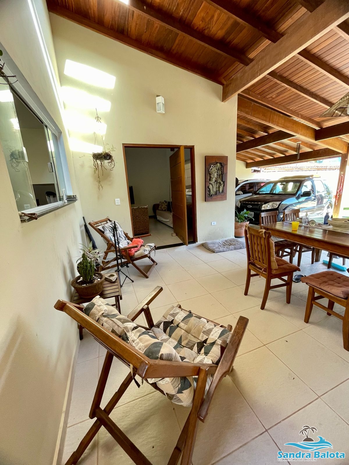 Casa com 4 dormitórios sendo 4 suítes/ Toninhas -Ubatuba