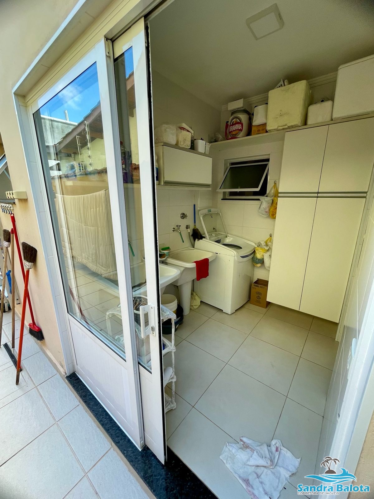 Casa com 4 dormitórios sendo 4 suítes/ Toninhas -Ubatuba